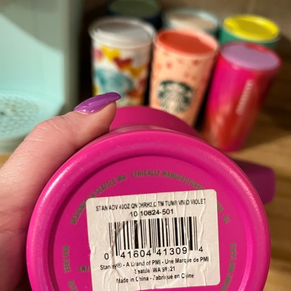 Stanley Vivid Pink Tumbler with Handle - Picture 3 of 4